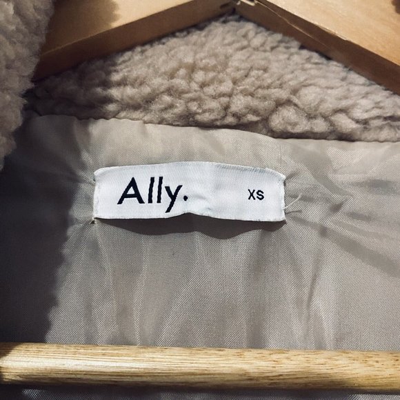 Ally Women's Size XS 8 Beige Teddy 1/2 Zip Pullover Oversized Longline Jumper - Picture 9 of 11